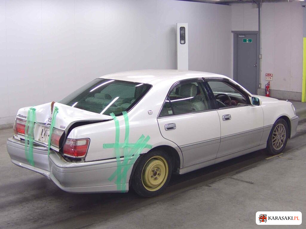 Toyota Crown 2000 z aukcji japońskiej