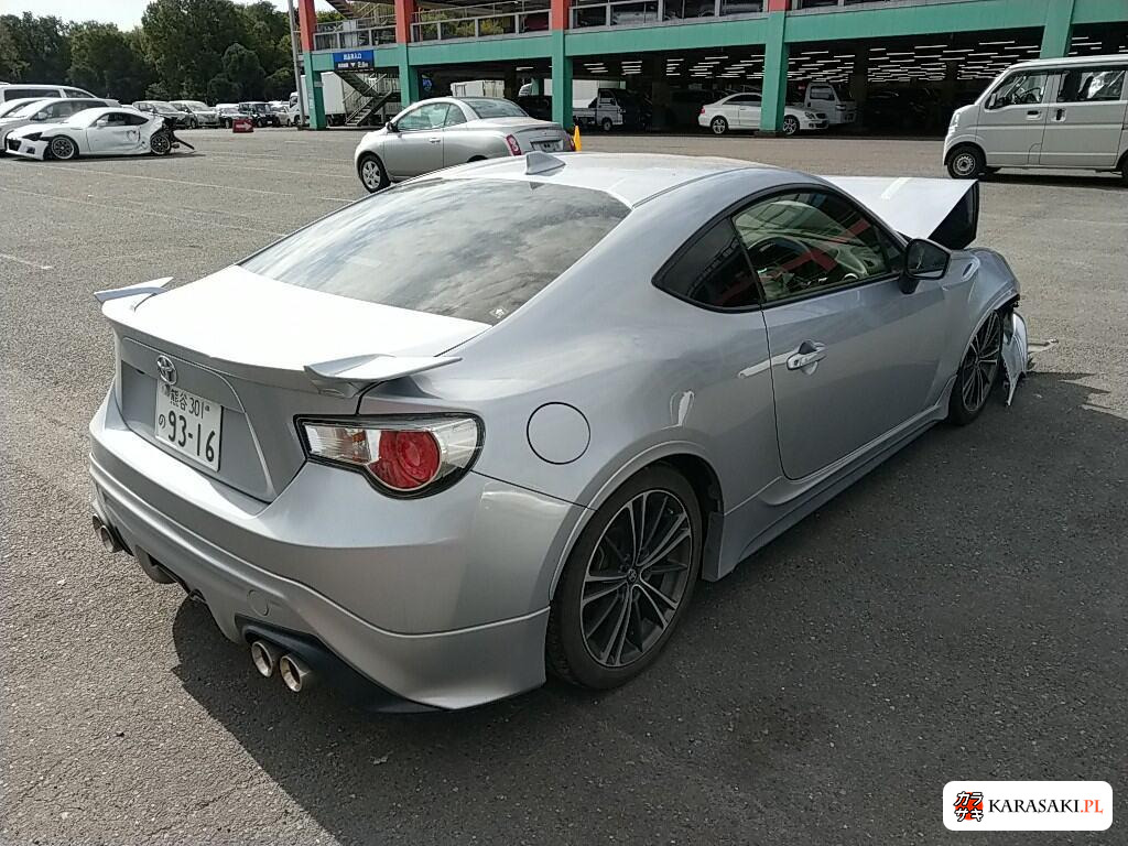 Toyota 86 2016 z aukcji japońskiej