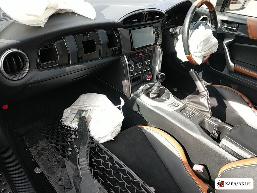 Toyota 86 2016 z aukcji japońskiej