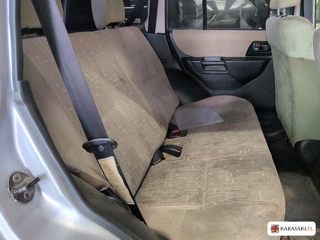 Mitsubishi Pajero Io 2003 z aukcji japońskiej