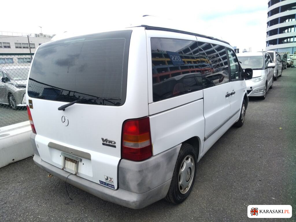 2004 Mercedes-Benz V-Class 5D 4