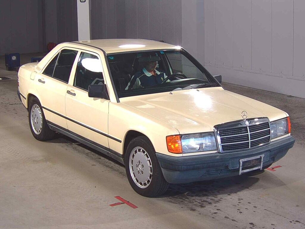 Mercedes Benz 190 Class 1987 з японського аукціону