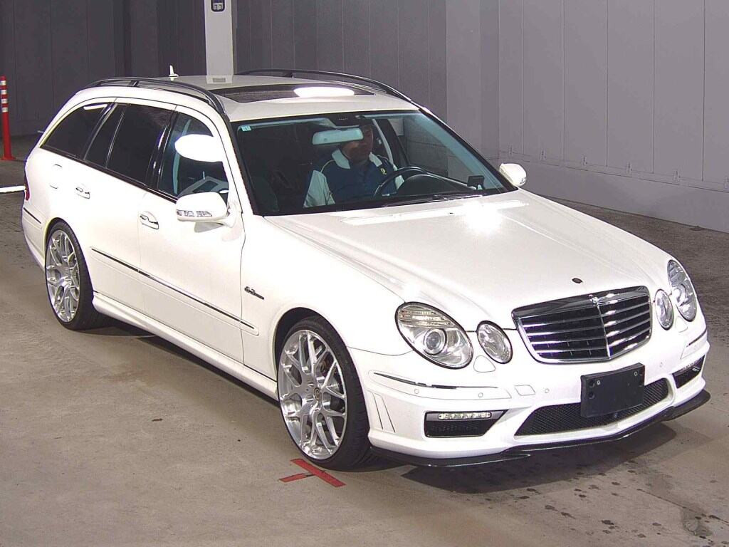 Mercedes Benz E-Class Stationwagon 2006 z aukcji japońskiej