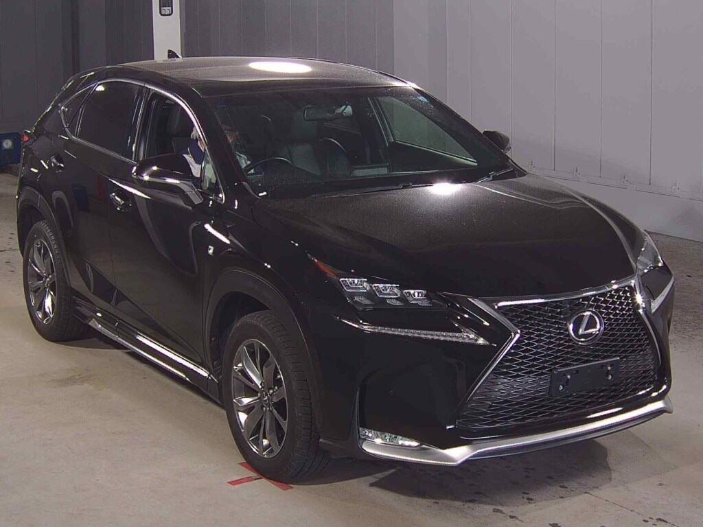 Lexus NX 2015 z aukcji japońskiej