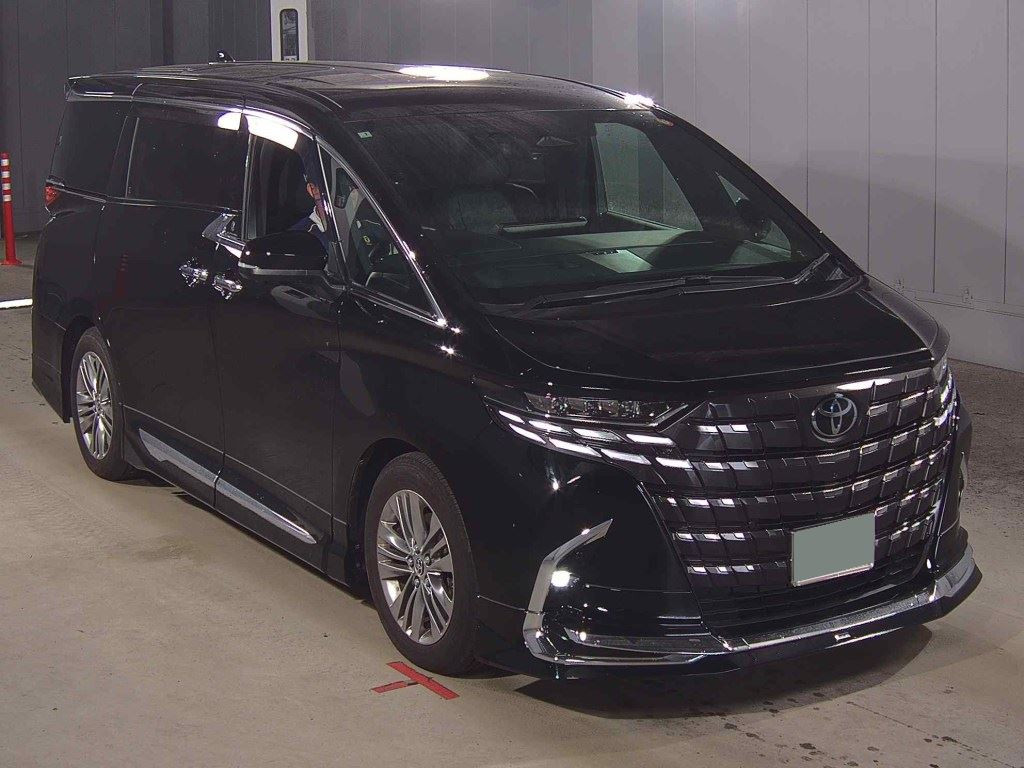 Toyota Alphard 2025 z aukcji japońskiej