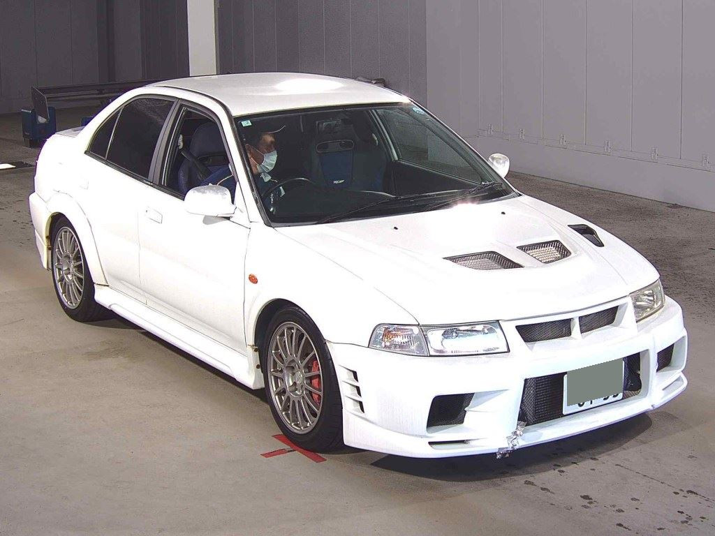 Mitsubishi Lancer 1999 z aukcji japońskiej