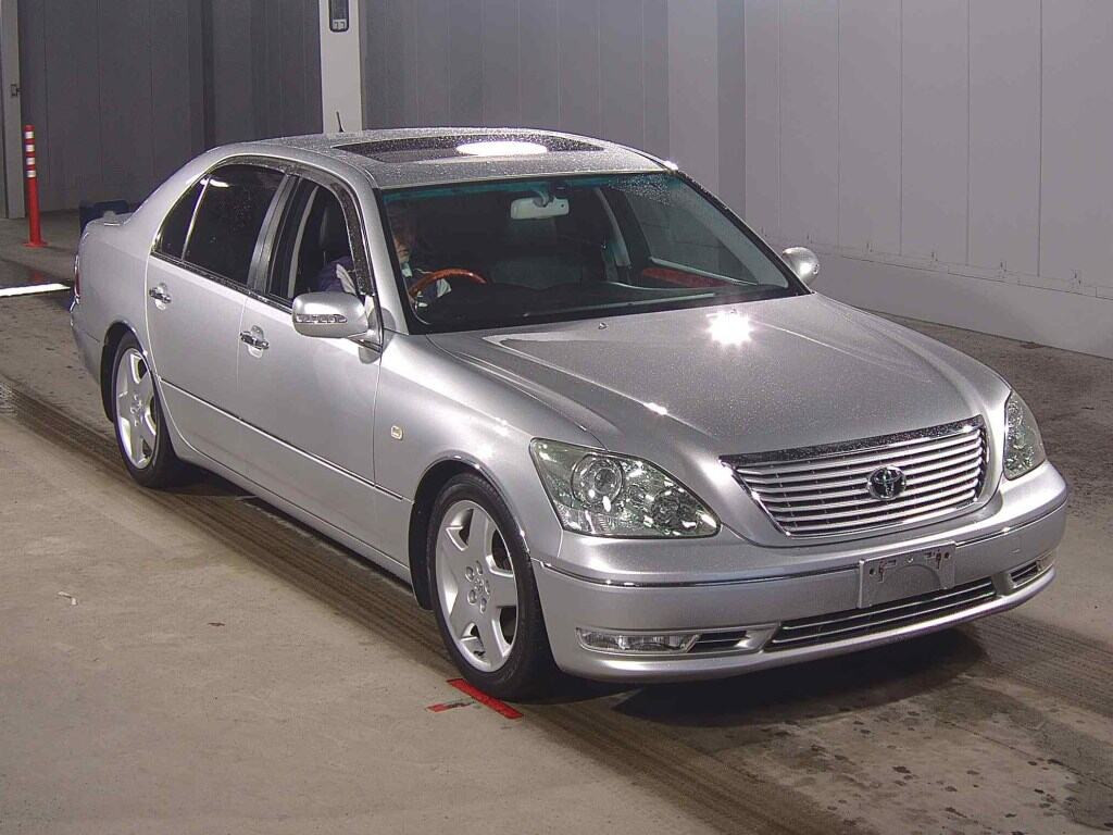 Toyota Celsior 2003 z aukcji japońskiej