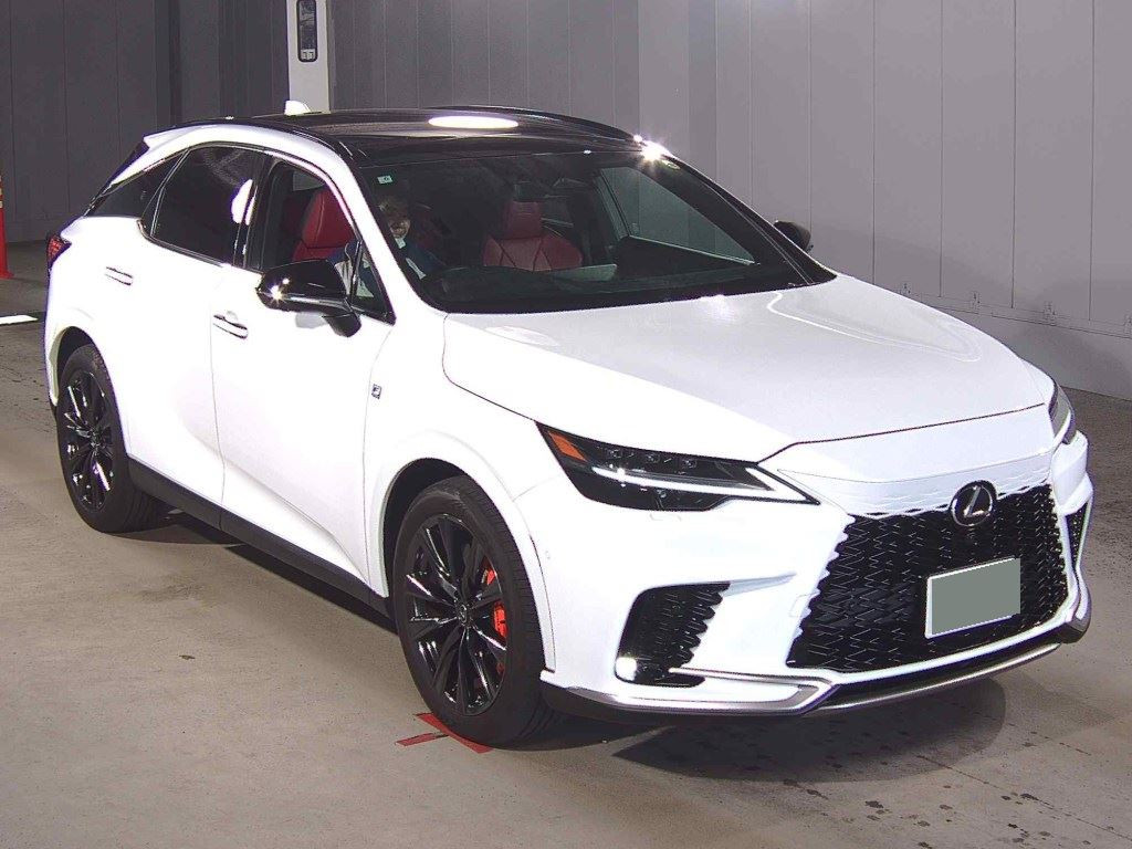 Lexus RX 2025 z aukcji japońskiej