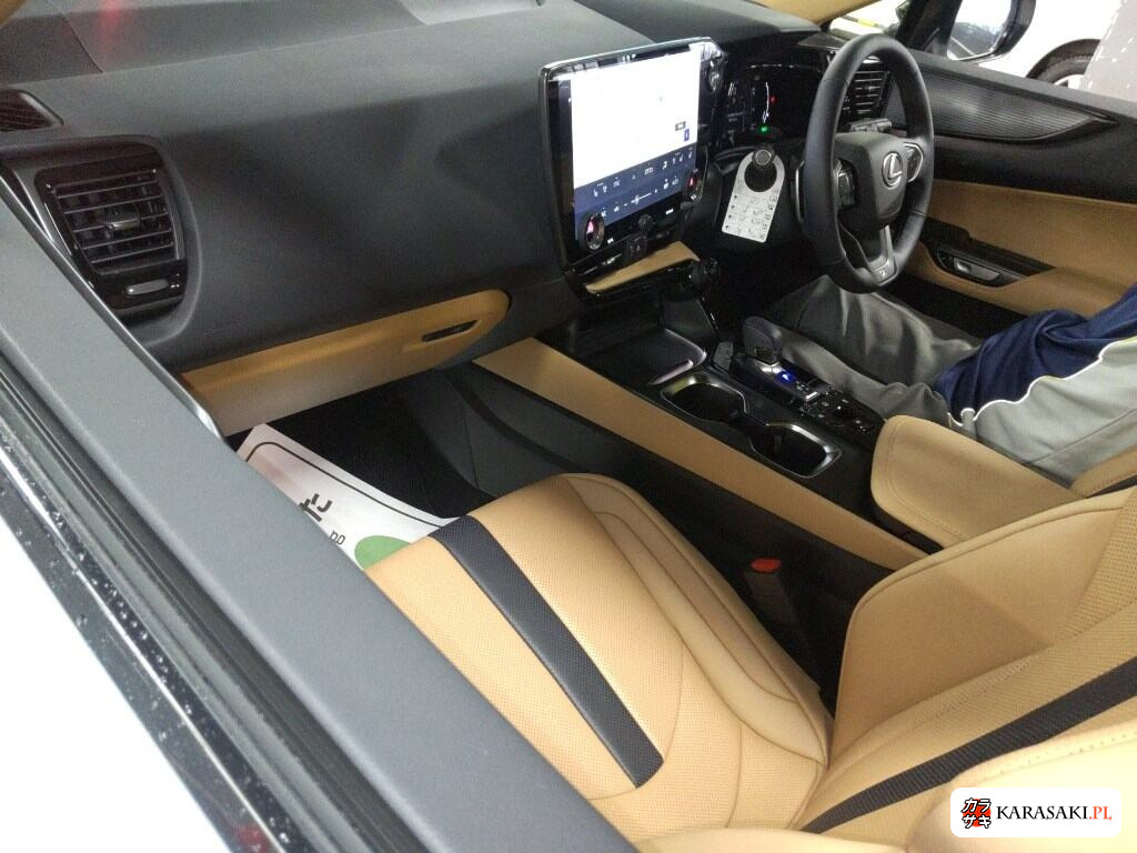 2026 Lexus NX NX350H F Sport 5