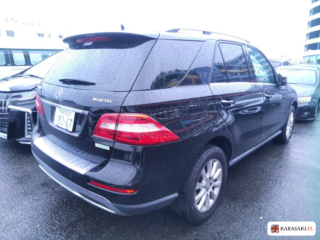 2013 Mercedes-Benz M-Class 4WD ML350 Bluetec 4MATIC 4