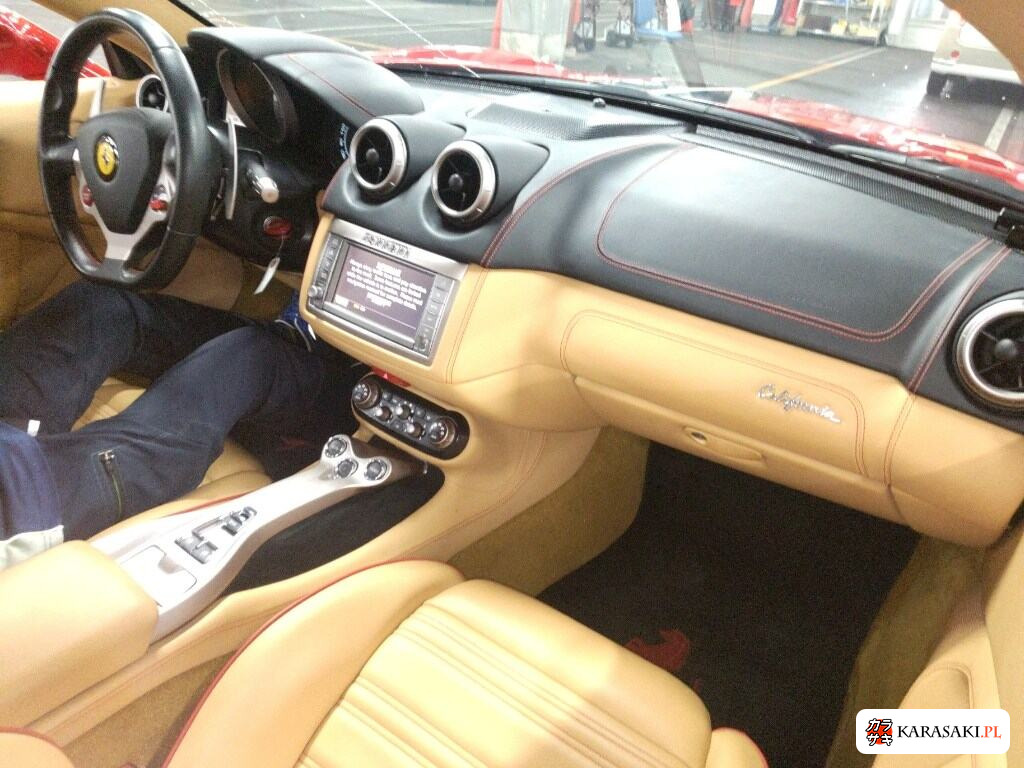 2013 Ferrari California 30 Base Grade 5