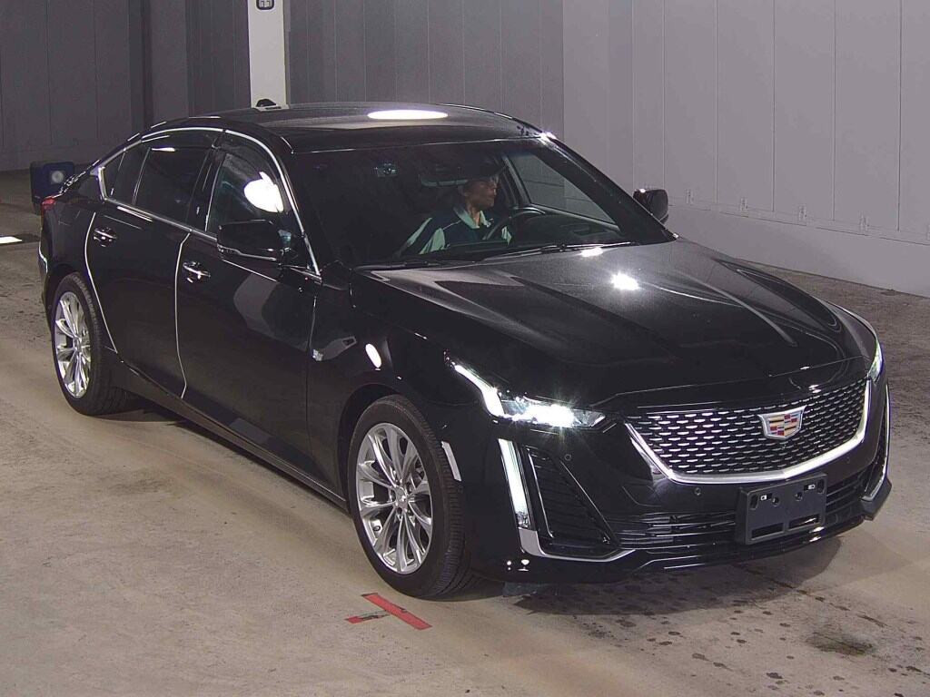 Cadillac CT5 2021 z aukcji japońskiej