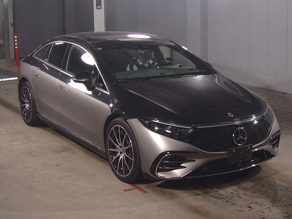Mercedes-Benz Eqs 2023 z aukcji japońskiej