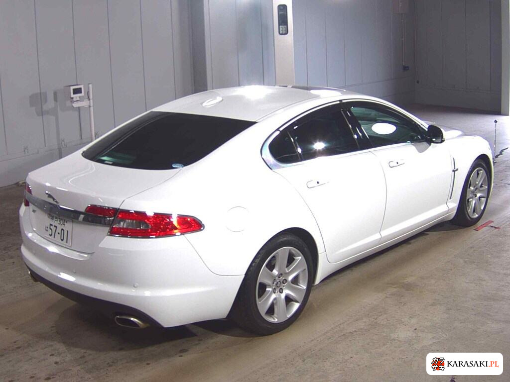 2011 Jaguar XF 3.0 Premium Luxury 4