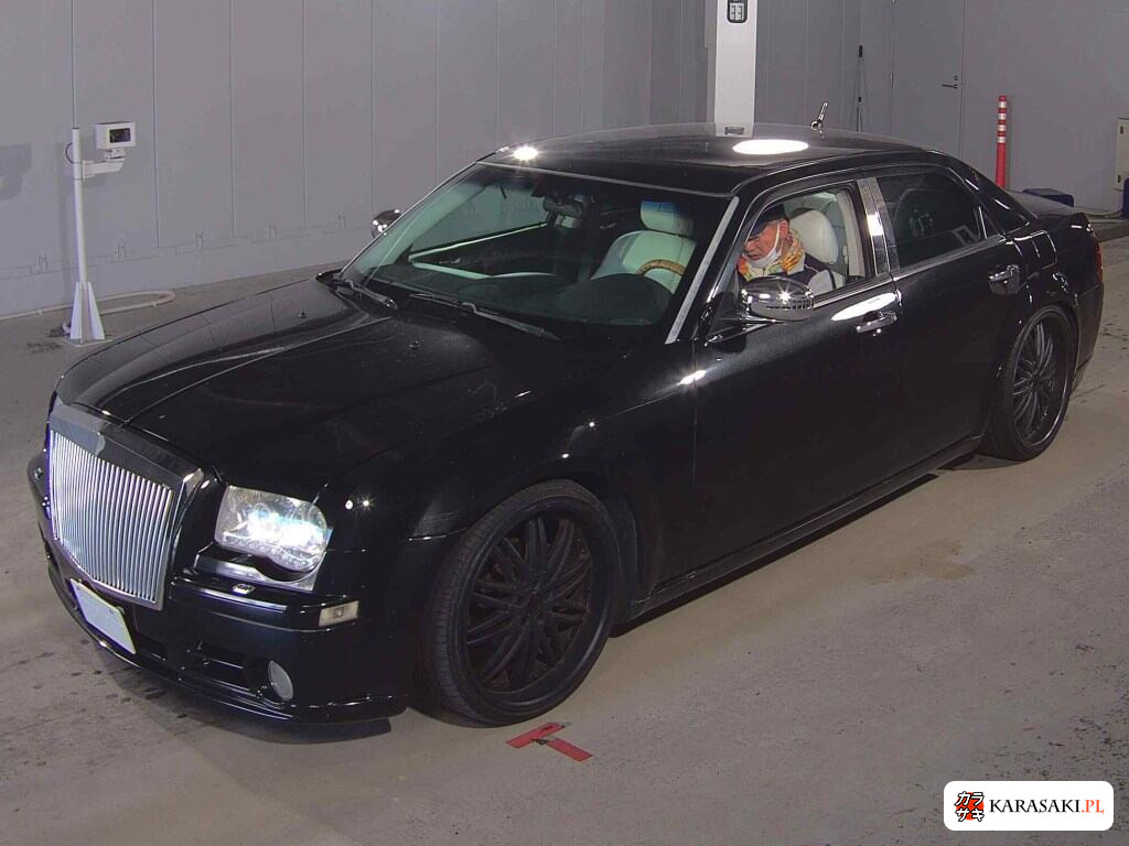 2010 Chrysler 300 3