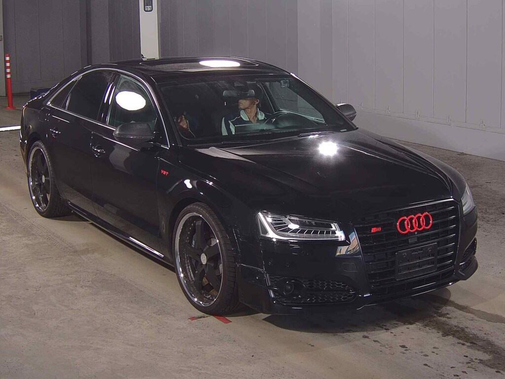 Audi S8 2015 z aukcji japońskiej