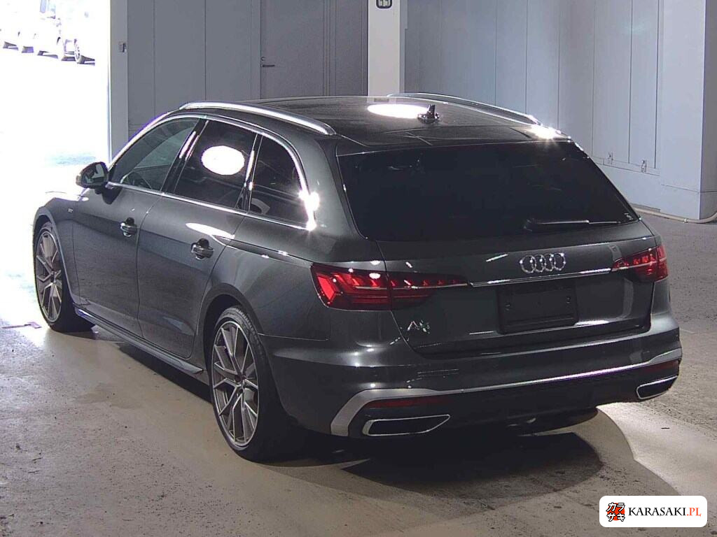 2022 Audi A4 Avant 35TDI S Line 2