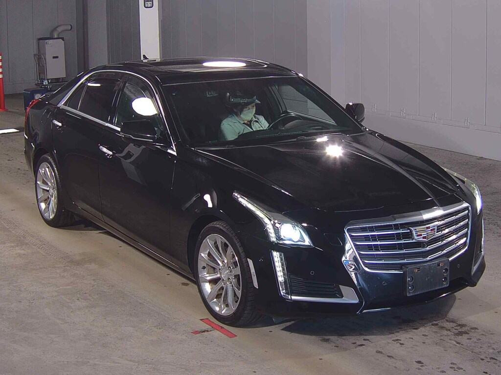 Cadillac CTS 2017 z aukcji japońskiej