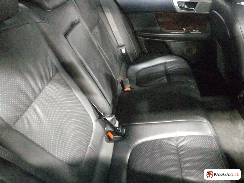 2011 Jaguar XF 3.0 Premium Luxury 6