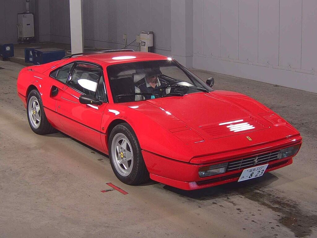 Ferrari 328 1988 z aukcji japońskiej