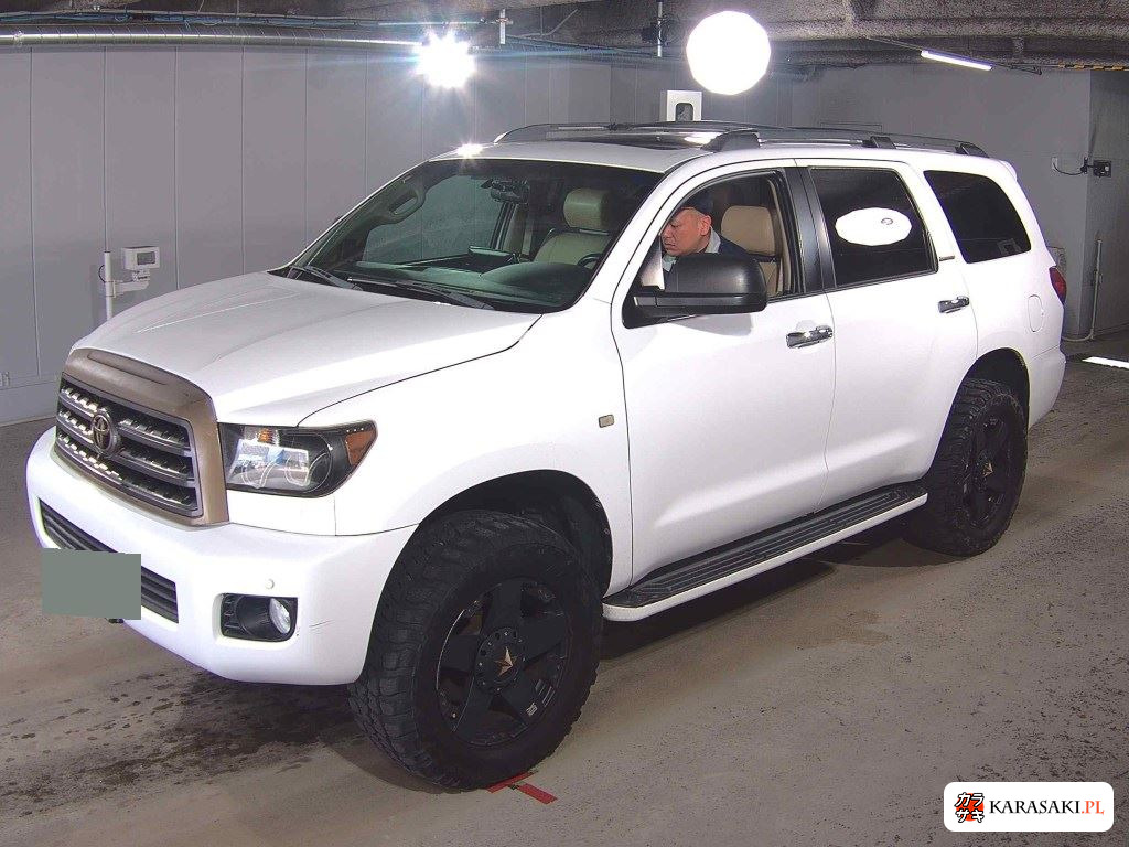 2010 America Toyota Sequoia 5D 4WD 3