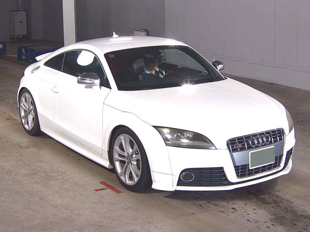 Audi TTS Coupe 2008 z aukcji japońskiej