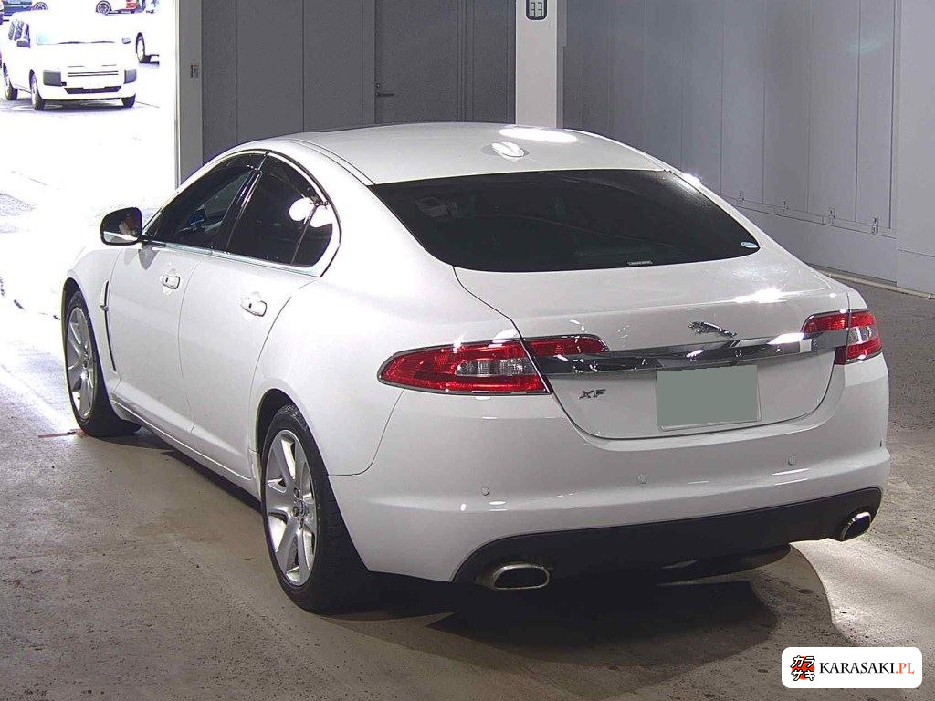2011 Jaguar XF 3.0 Premium Luxury 2