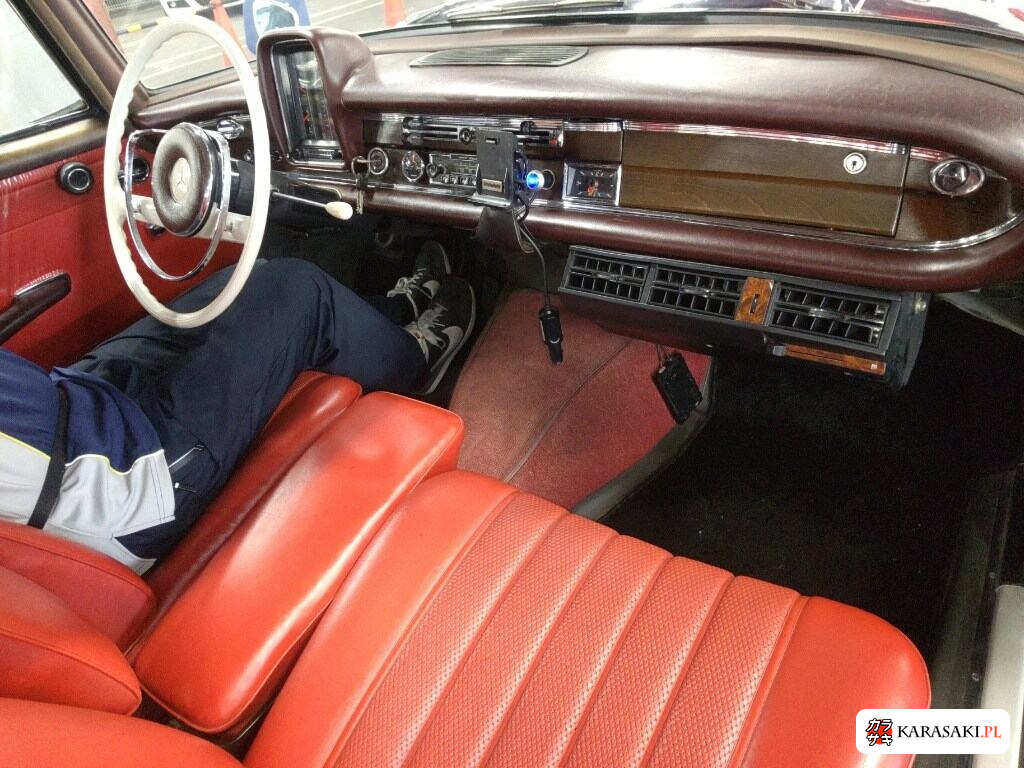 1968 Mercedes-Benz 230S 5