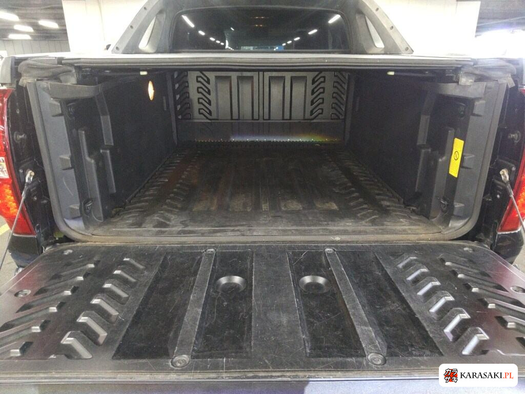 2013 Chevrolet Avalanche 4D 4WD LTZ 5