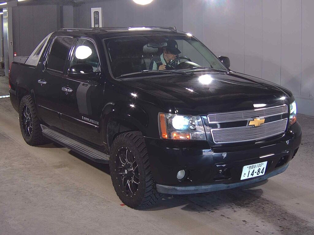 Chevrolet Avalanche 2013 z aukcji japońskiej