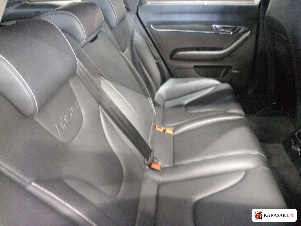 2009 Audi RS6 Avant 4WD Base Grade 6
