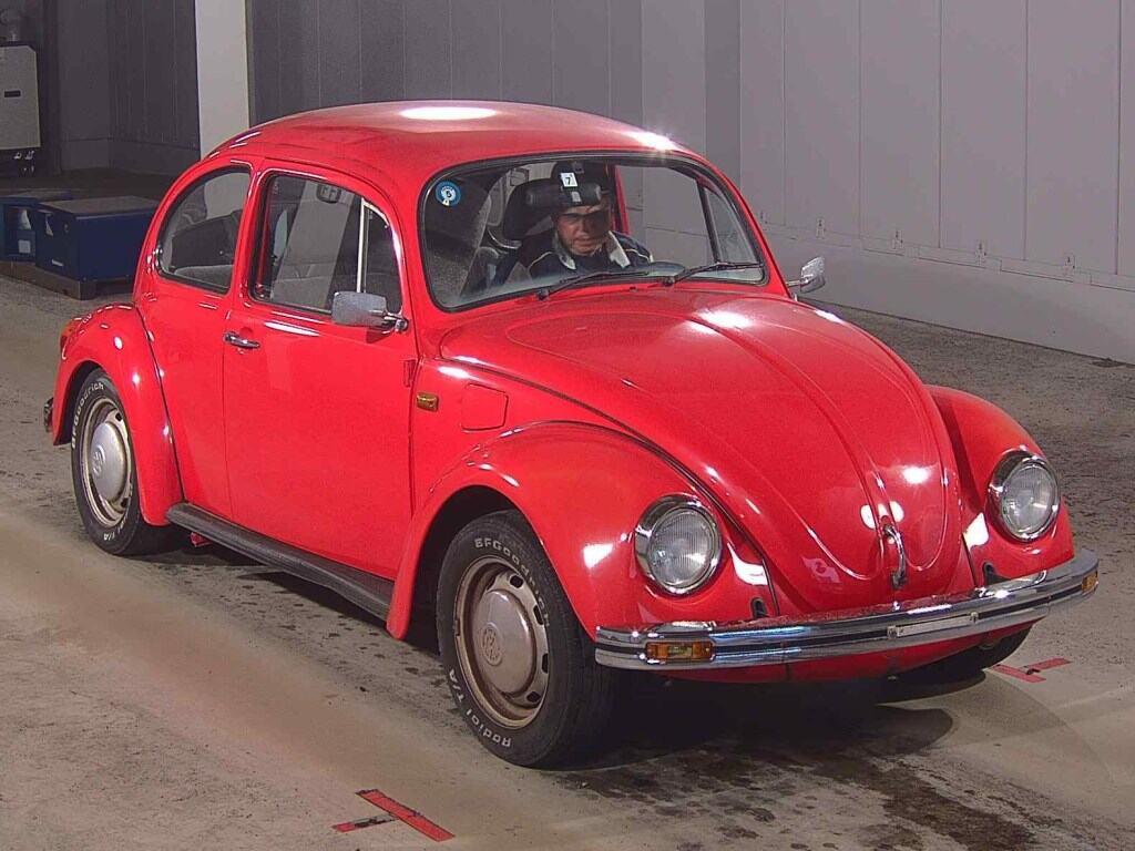 Volkswagen The Beetle 2004 z aukcji japońskiej