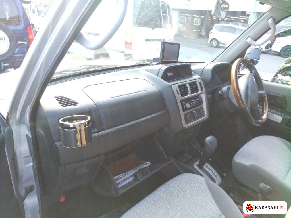2003 Mitsubishi Pajero Io 5D 4WD TR Sporty Package 5