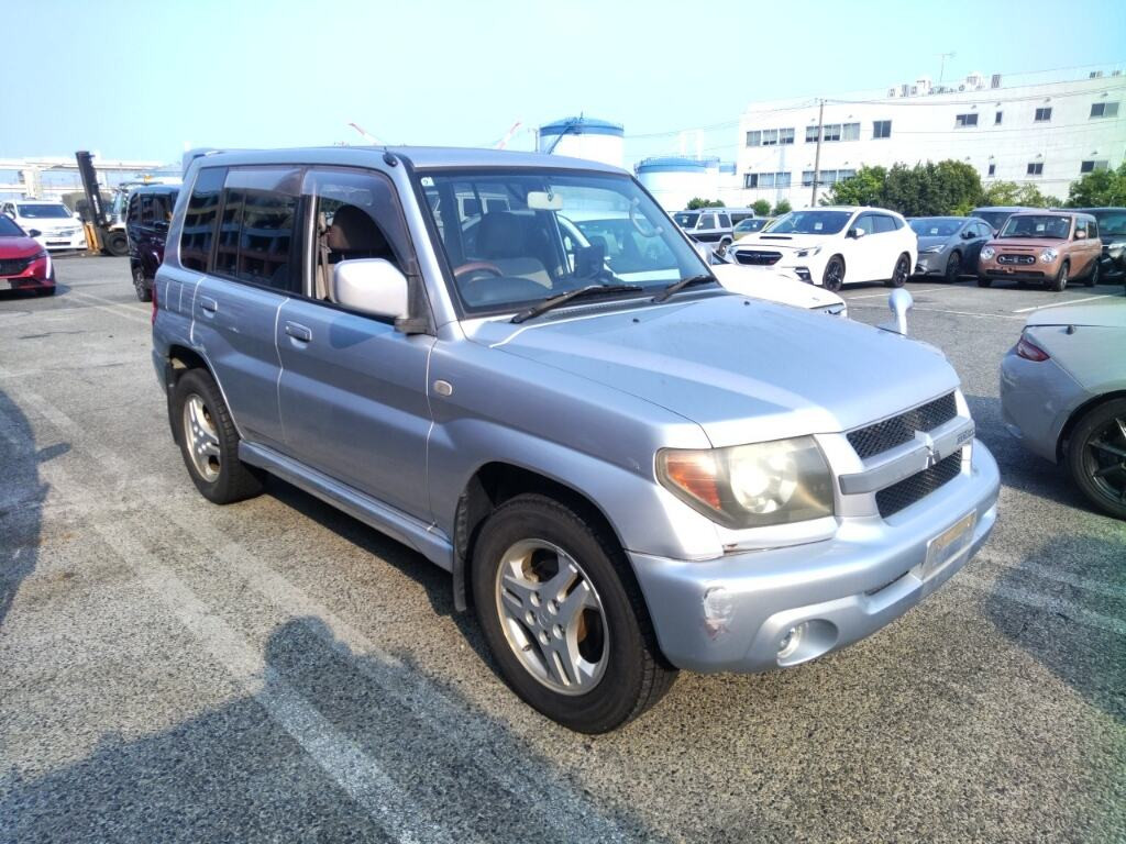 Mitsubishi Pajero Io 2003 z aukcji japońskiej