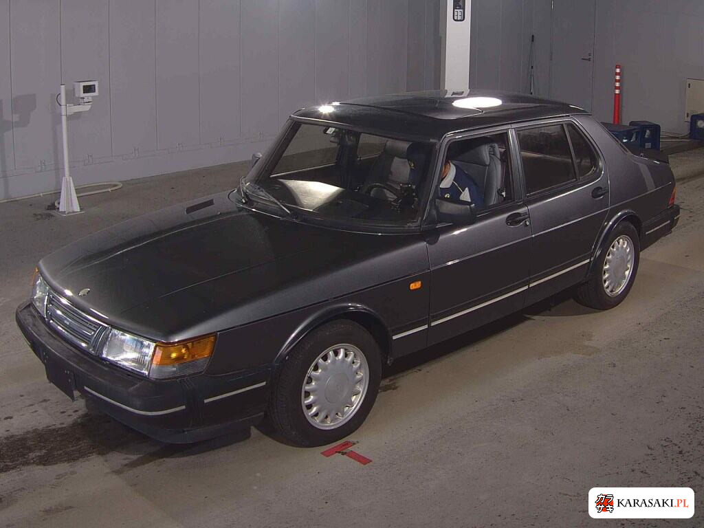 1993 Saab 900 Series 4D 900S 3