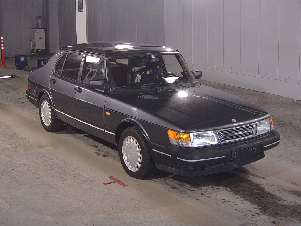 Saab 900 Series 1993 z aukcji japońskiej
