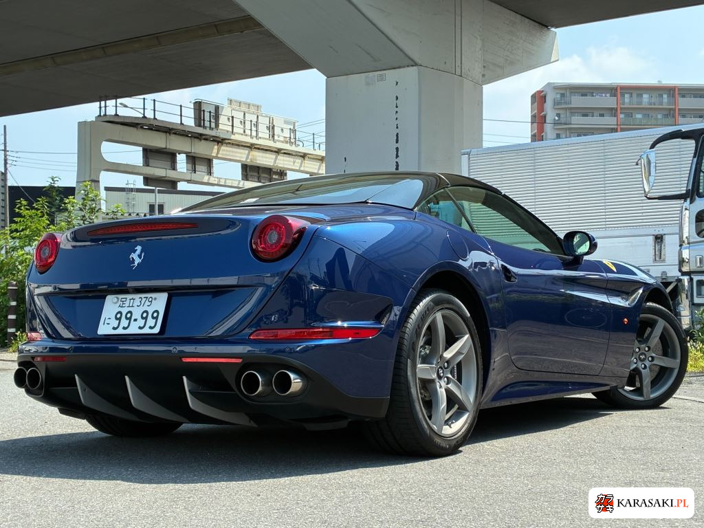 2015 Ferrari California T Base Grade 8