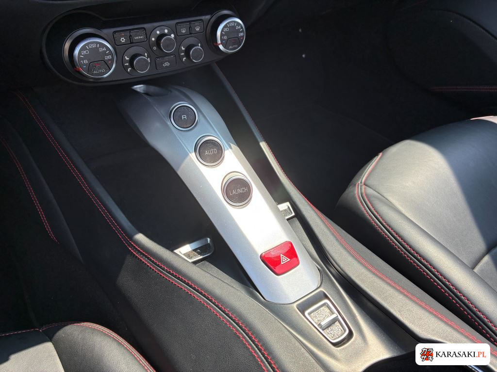 2015 Ferrari California T Base Grade 12