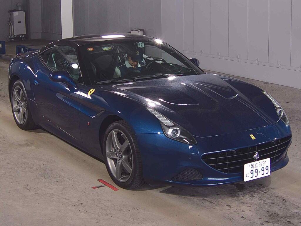 Ferrari California T 2015 z aukcji japońskiej
