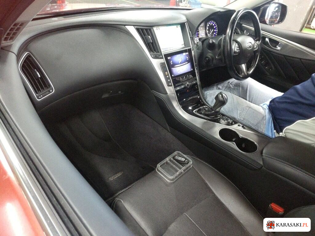 Nissan Skyline 2014 z aukcji japońskiej