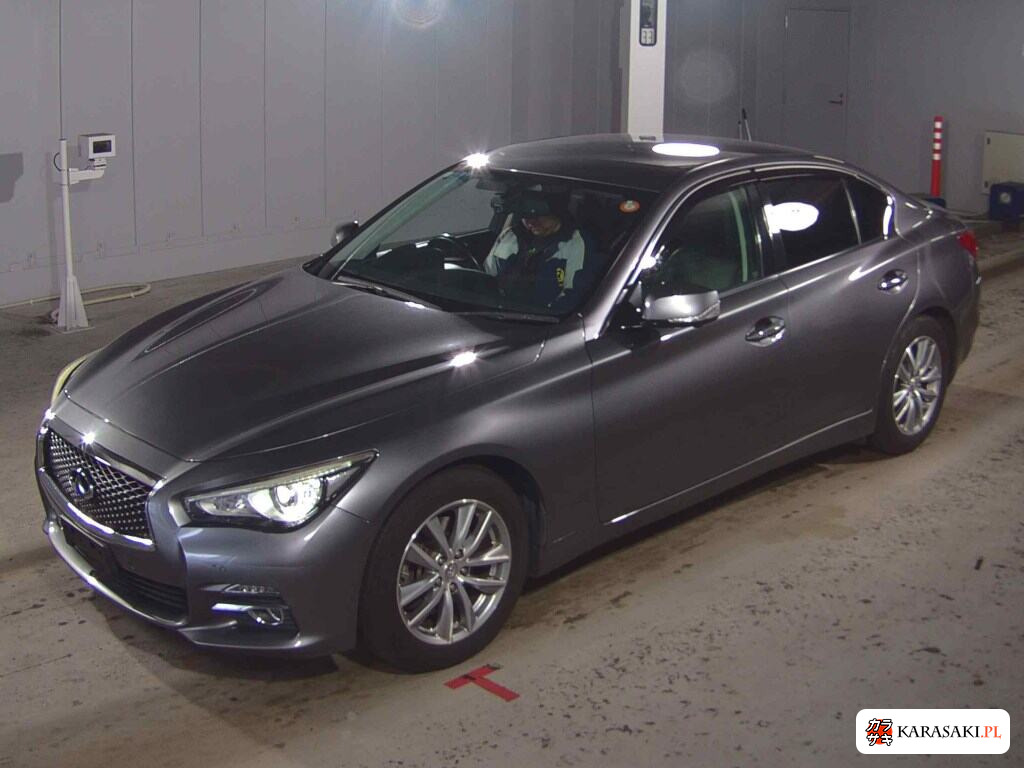 Nissan Skyline 2016 z aukcji japońskiej