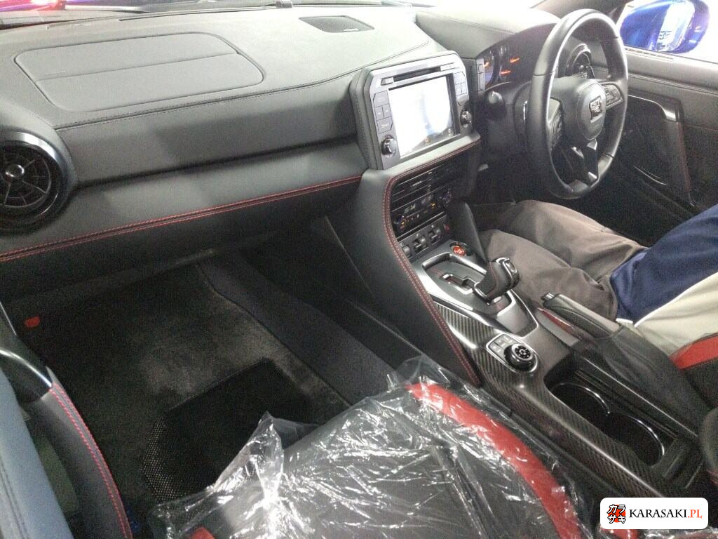Nissan GT-R 2024 z aukcji japońskiej