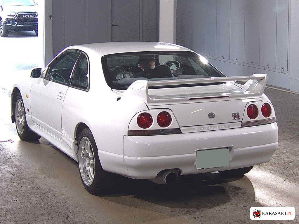 Nissan Skyline 1997 z aukcji japońskiej