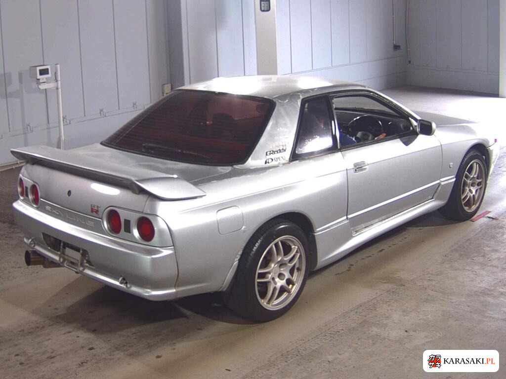 Nissan Skyline 1992 z aukcji japońskiej