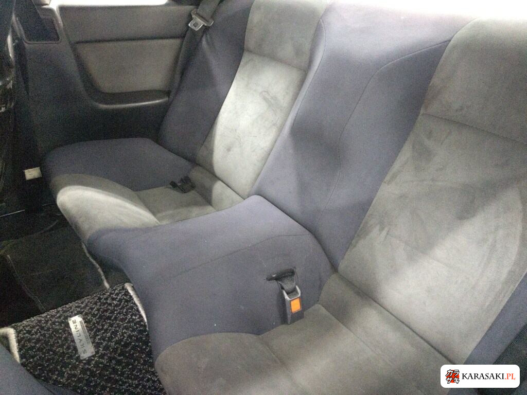 Nissan Skyline 1992 z aukcji japońskiej