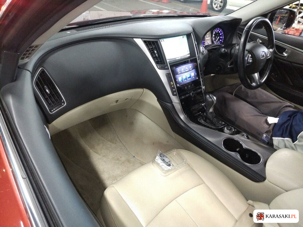 Nissan Skyline 2014 z aukcji japońskiej