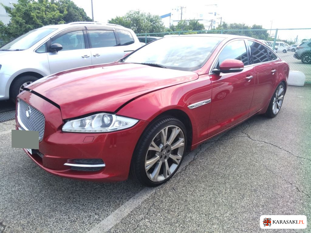 2012 Jaguar XJ 4D Portfolio 3