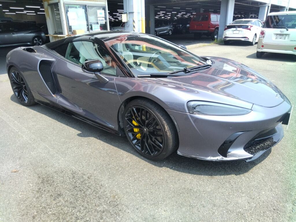 McLaren P22GT 2025 z aukcji japońskiej