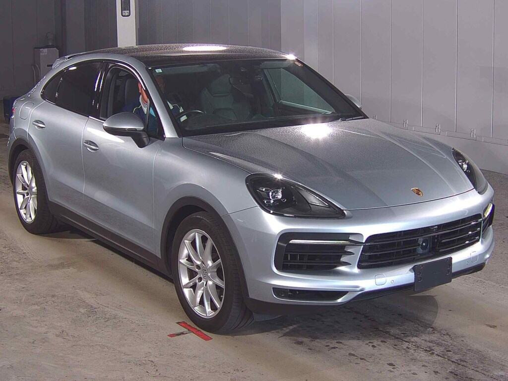 Porsche Cayenne Coupe 2021 z aukcji japońskiej