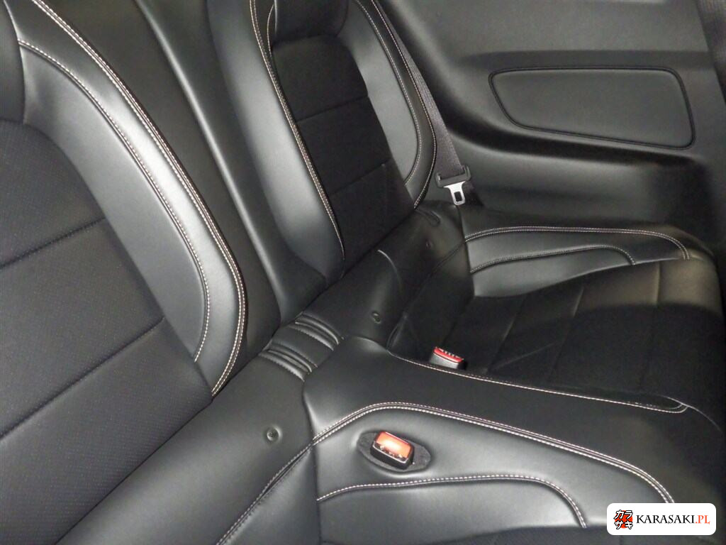 Ford Mustang 2015 z aukcji japońskiej